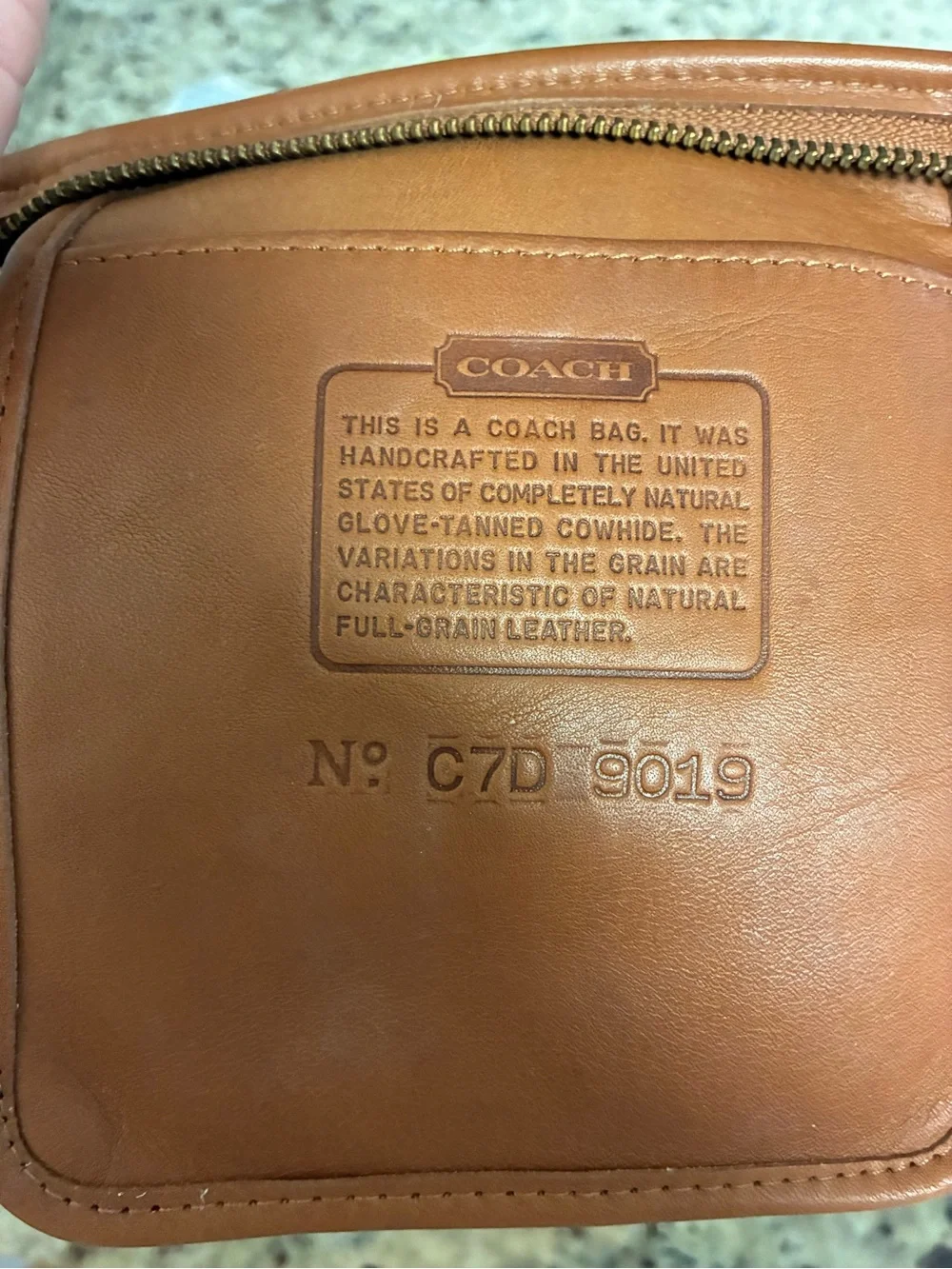 COACH Vtg Maggie Duffle Bucket Bag British Tan Leather Crossbody - Picture 9 of 9